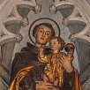 Foto: Particolare della Statua di Sant Antonio da Padova con Bambino - Chiesa di San Pietro - sec. XV (Trento) - 19